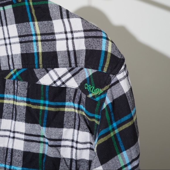 Oakley Flannel Button Up - Picture 5 of 5